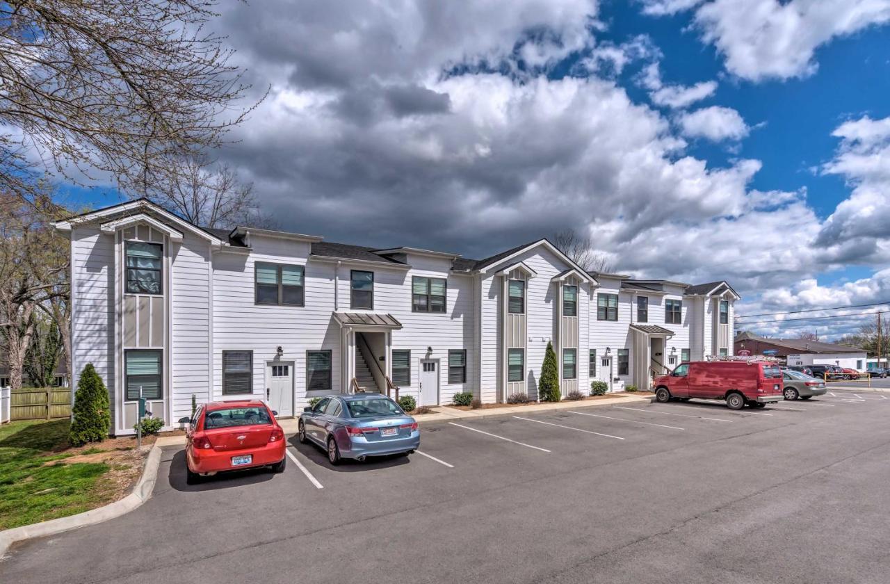 Apartment Updated 1 Mi To Western Kentucky University! Bowling Green